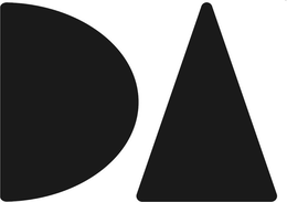 DA
